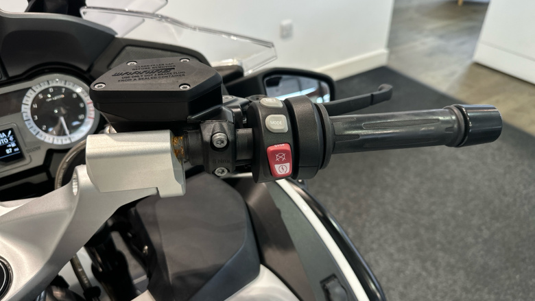 BMW R1250 RT LE (20MY)